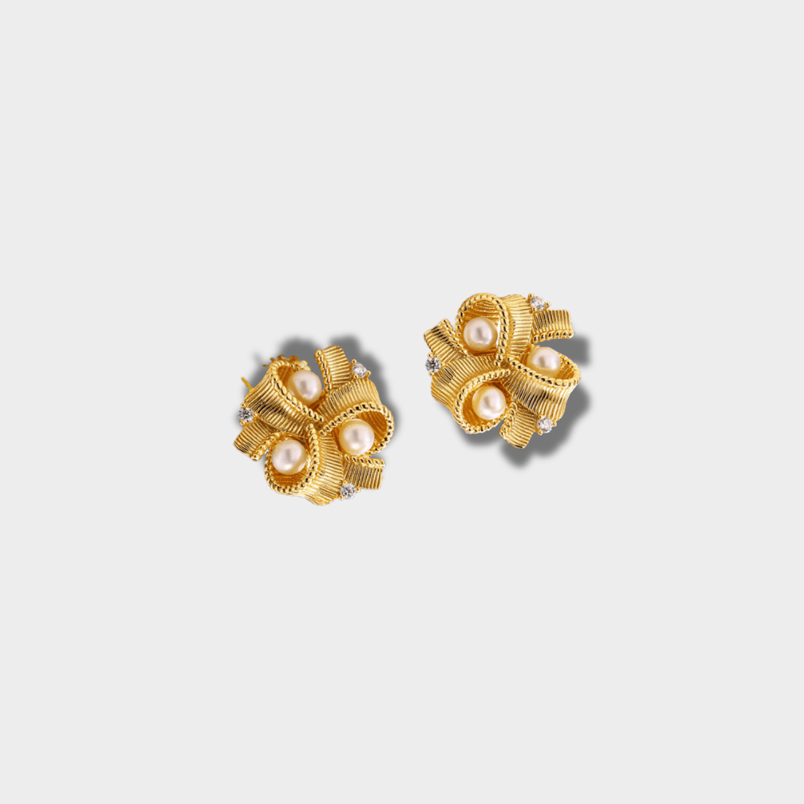 S925 Luxury Gold Pearl Cluster Stud Earrings | GottaIce